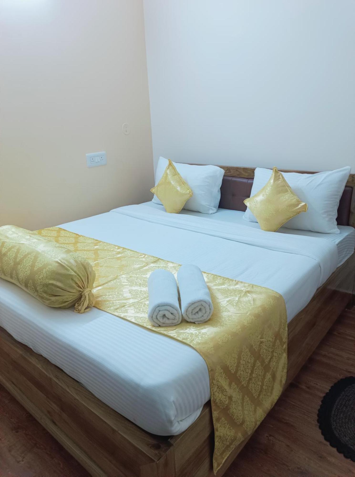Hotel Vip Prime 普里 外观 照片